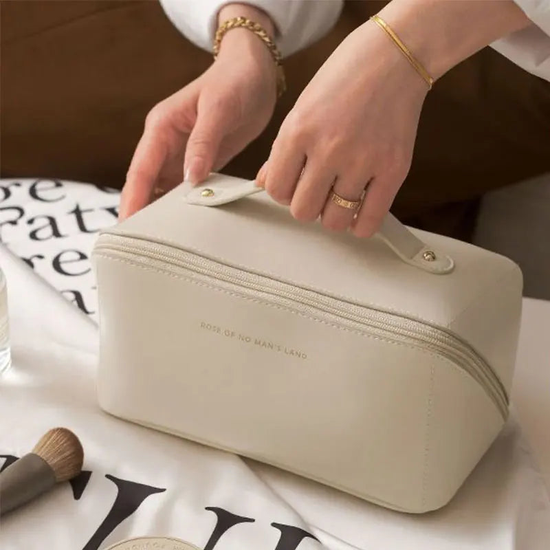 Bolsa de Maquillaje Impermeable de Gran Capacidad — Organizador de Belleza y Skincare